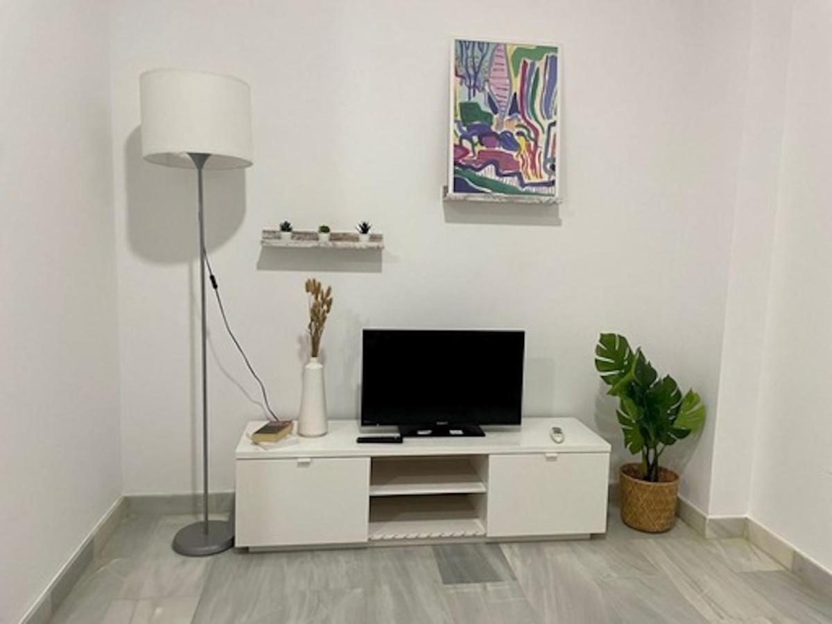 Holidays2Malaga Jinetes Junto Casco Historico & Parking Apartman Kültér fotó