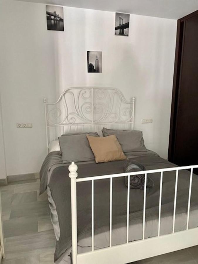 Holidays2Malaga Jinetes Junto Casco Historico & Parking Apartman Kültér fotó