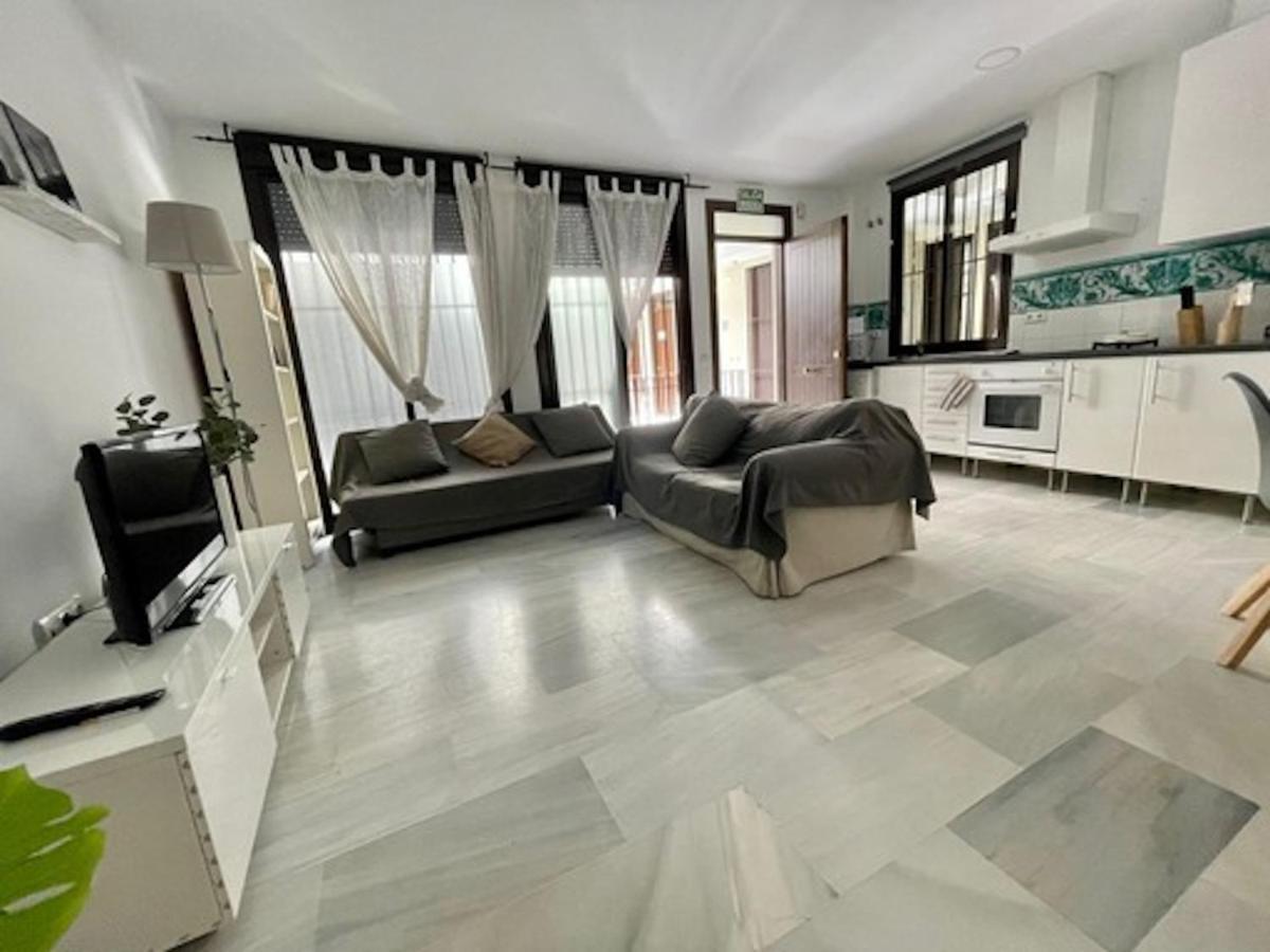Holidays2Malaga Jinetes Junto Casco Historico & Parking Apartman Kültér fotó