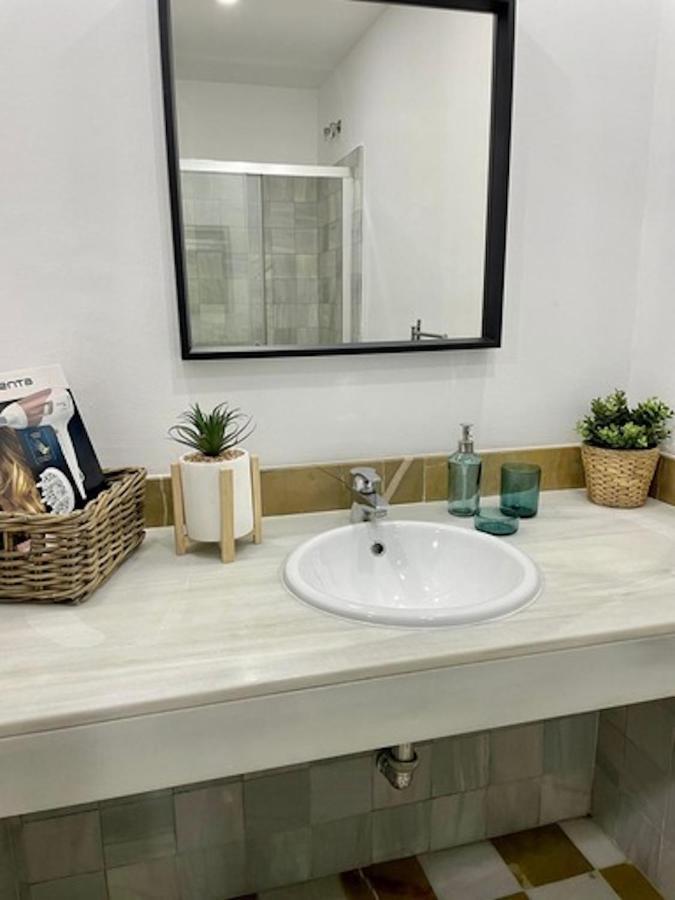 Holidays2Malaga Jinetes Junto Casco Historico & Parking Apartman Kültér fotó