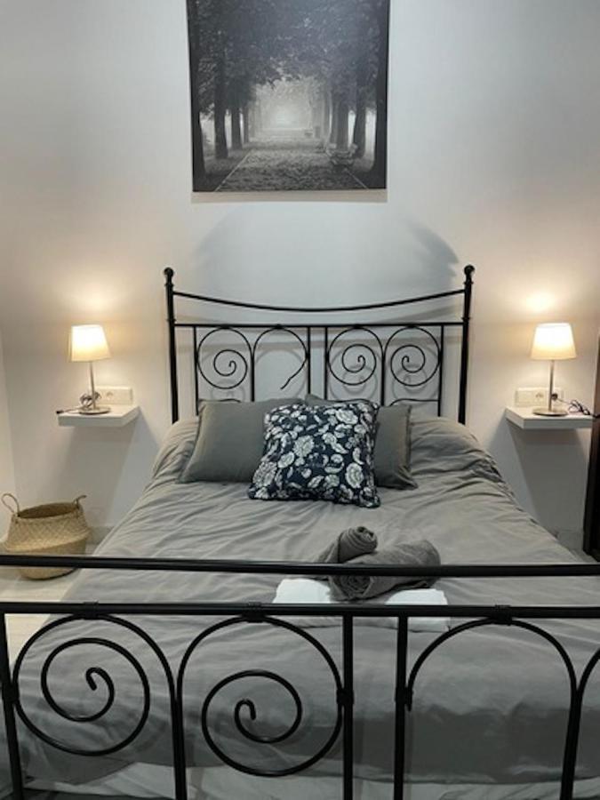Holidays2Malaga Jinetes Junto Casco Historico & Parking Apartman Kültér fotó