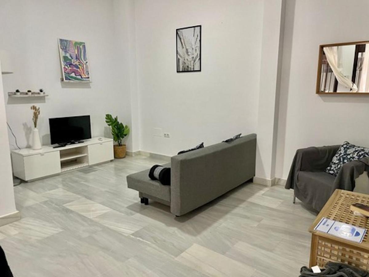 Holidays2Malaga Jinetes Junto Casco Historico & Parking Apartman Kültér fotó