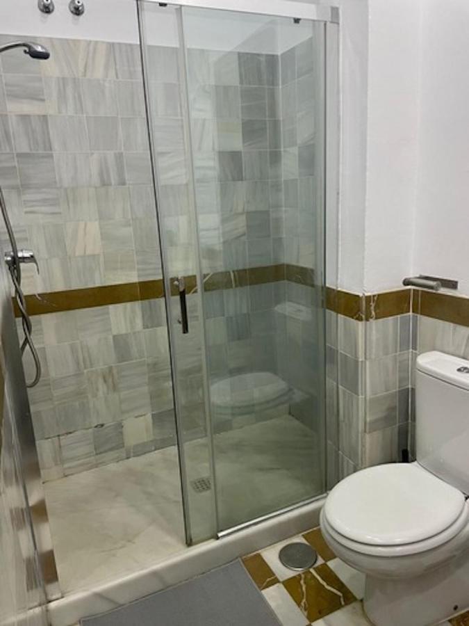 Holidays2Malaga Jinetes Junto Casco Historico & Parking Apartman Kültér fotó